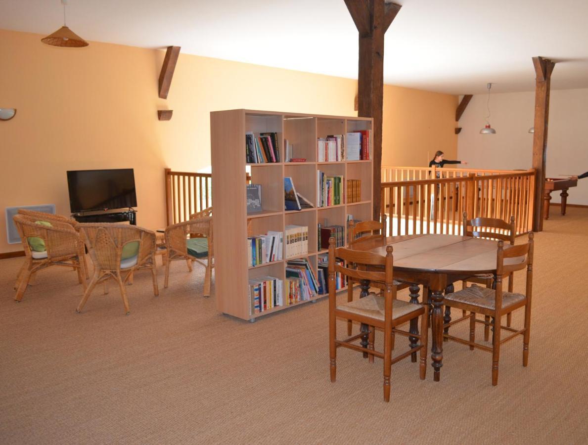 Bed and Breakfast Logis De Chezelles Sidiailles Zewnętrze zdjęcie