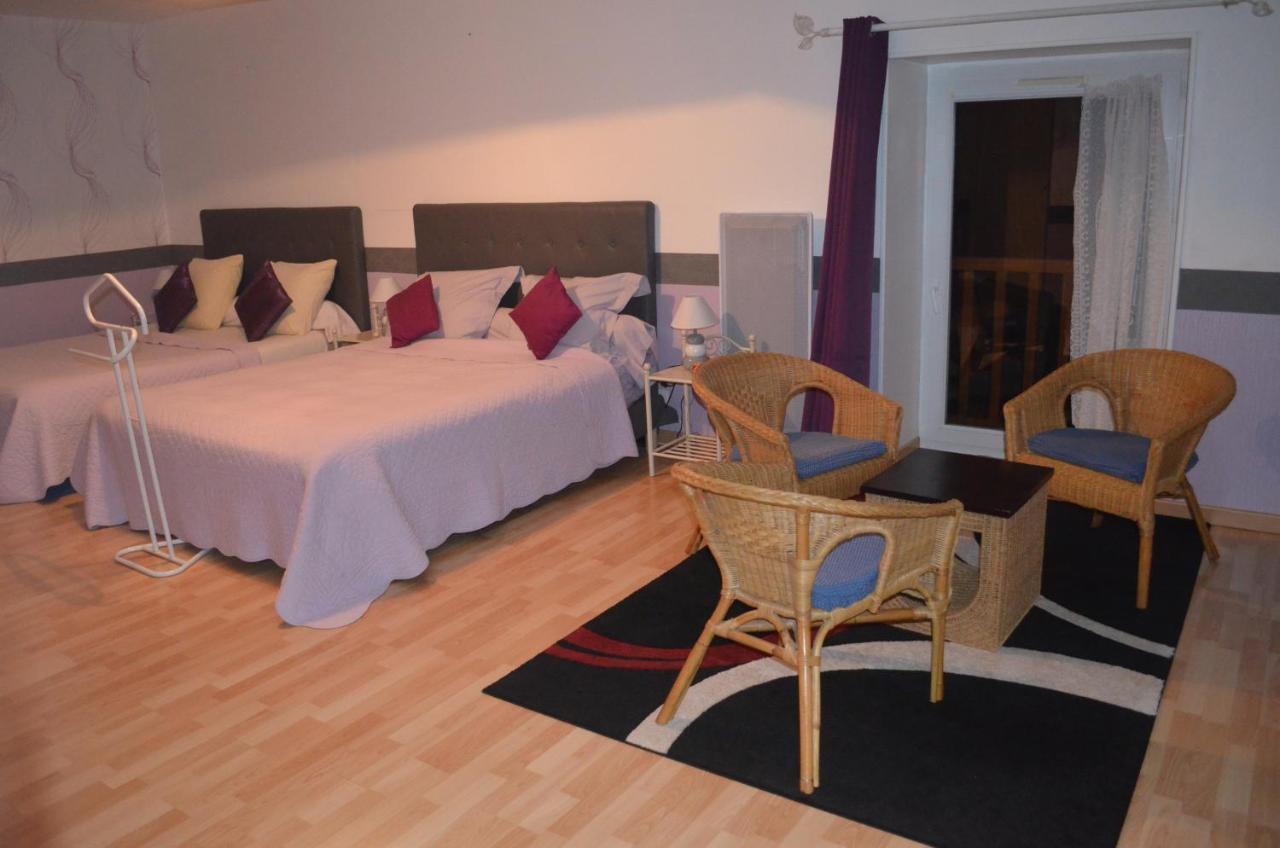 Bed and Breakfast Logis De Chezelles Sidiailles Zewnętrze zdjęcie