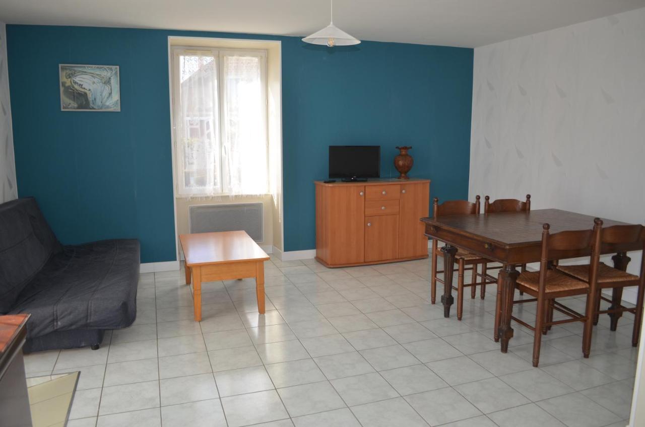 Bed and Breakfast Logis De Chezelles Sidiailles Zewnętrze zdjęcie