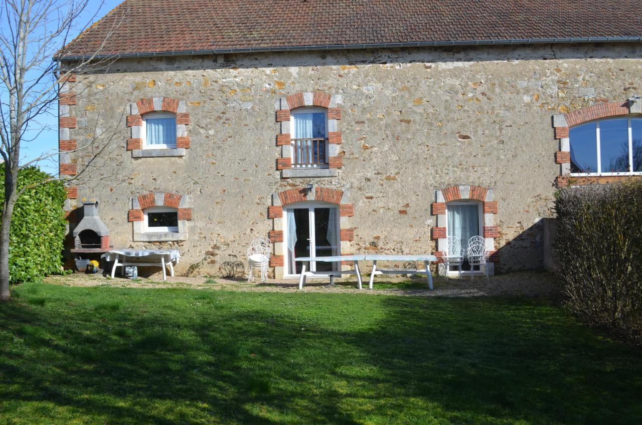 Bed and Breakfast Logis De Chezelles Sidiailles Zewnętrze zdjęcie