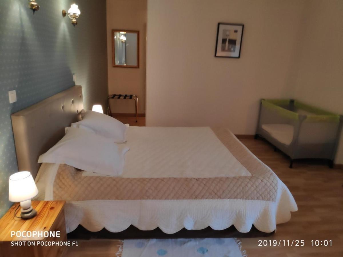 Bed and Breakfast Logis De Chezelles Sidiailles Zewnętrze zdjęcie
